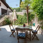 Apartament Tasha *